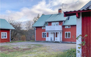 Gorgeous Home In Valdemarsvik With Kitchen in Valdemarsvik